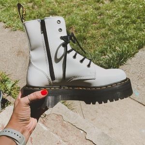 Doc Martens PLATFORM white chunky boot SALE